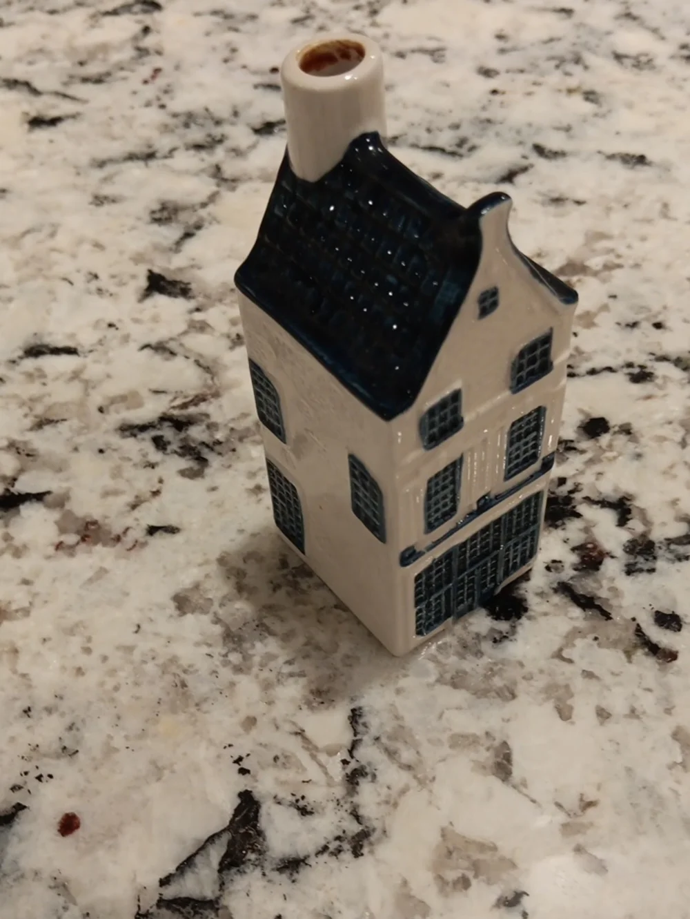 Hard To Find Collectable Canal House #8 KLM Souvenier Bottle